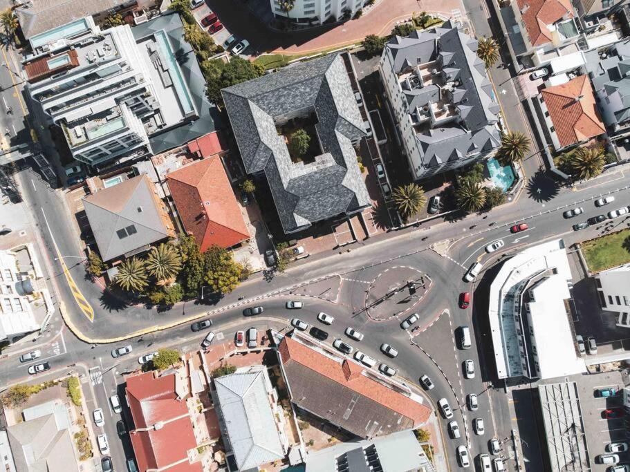 Cozy One-Bedroom In The Heart Of Sea Point Kapstadt Exterior foto